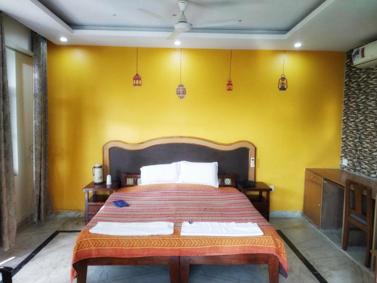 Swaraj Resorts Bharatpur Exterior foto